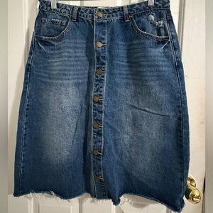 Stylish Blue Button-Front A-Line Denim Skirt